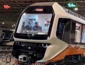 Gerardo Morales present&oacute; el tren solar tur&iacute;stico que se instalar&aacute; en Jujuy