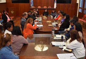 Analizaron iniciativa para incorporar el “cupo femenino” en la construcción
