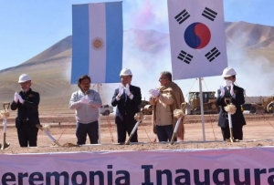 Se inauguró la primera planta comercial de litio de Salta