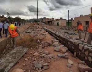 "Se reactiva el sector de la construcci&oacute;n y eso nos pone felices"