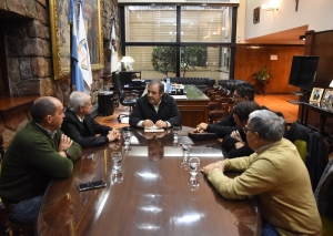 El vicegobernador Alberto Bernis recibió a dirigentes de la Cámara del Tabaco