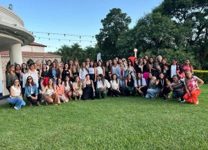 Networking y formaci&oacute;n: exitoso "She Connect" de Endeavor NOA