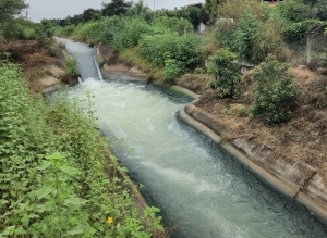 Recursos h&iacute;dricos: limpieza en canales de todas las regiones