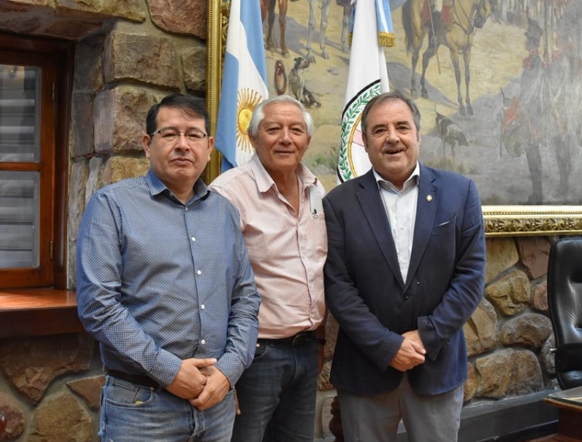 Obras y seguridad: el vicegobernador recibi&oacute; al intendente de Perico