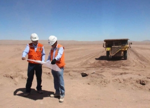 El desaf&iacute;o de ser proveedor minero ante el deterioro vial y la baja demanda
