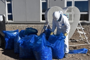 Minera avanza en la reducción de residuos plásticos de un solo uso