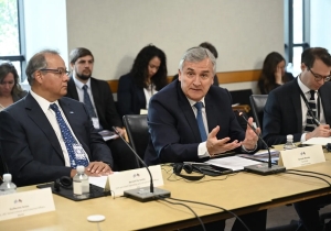 Morales present&oacute; en Estados Unidos proyectos de inversiones y producci&oacute;n minera