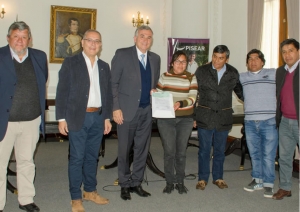 Recursos para acceso al agua y desarrollo comunitario