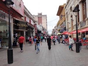 Sin el mejor &aacute;nimo, el sector empresario vuelve a poner la informalidad en la agenda p&uacute;blica