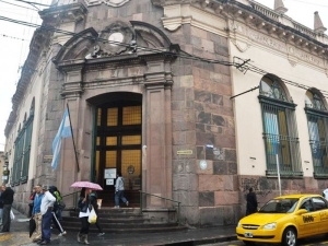 Por el paro bancario, el jueves 28 no habr&aacute; atenci&oacute;n al p&uacute;blico ni recarga de cajeros autom&aacute;ticos