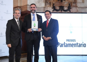 Premios Parlamentario: &ldquo;soy una voz de los juje&ntilde;os en el Senado"