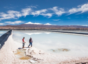 El Gobierno lanza un plan de $700 millones para la industria de litio