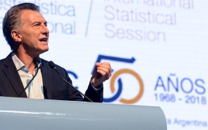 La pobreza llegó al 27,3% y Macri repite que la reducirá