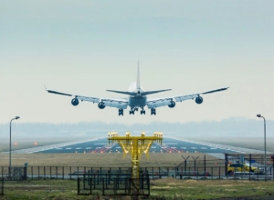Aerol&iacute;neas Argentinas cancel&oacute; 255 vuelos por el paro de la CGT y se reorganiza el servicio a&eacute;reo