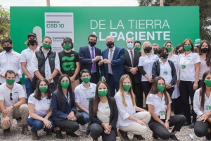 Se entreg&oacute; el primer lote de aceite de cannabis medicinal producido en Jujuy y el pa&iacute;s