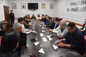 Sadir y Bernis impulsaron agenda legislativa con el bloque oficialista